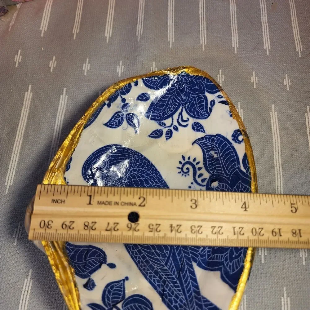 DECOUPAGE CLAM SHELL DECOUPAGE BLUE BIRD ON A CLAM SHELL TRINKET DISH - Picture 9 of 10